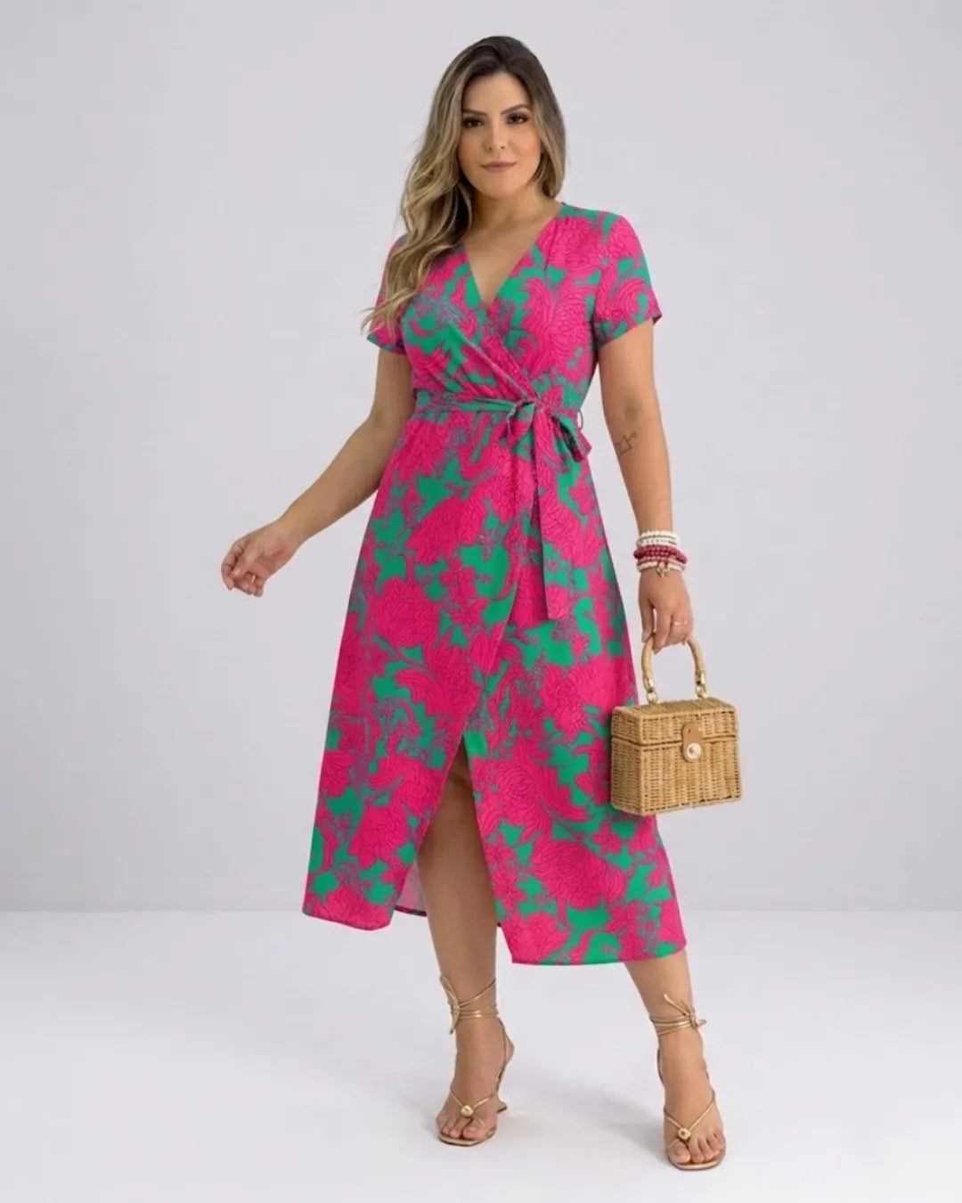 Women's Wrap Dress with Floral Print – V-Neck Midi Dress with Slit & Tie Belt